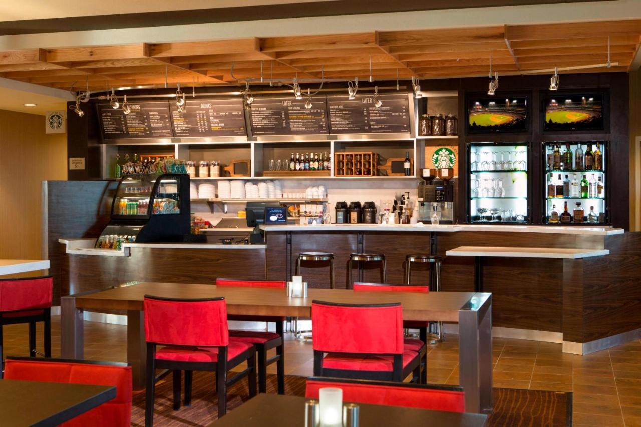 Courtyard By Marriott Dallas Midlothian At Midlothian Conference Center Extérieur photo