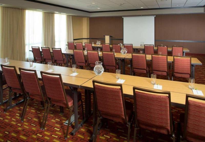 Courtyard By Marriott Dallas Midlothian At Midlothian Conference Center Extérieur photo