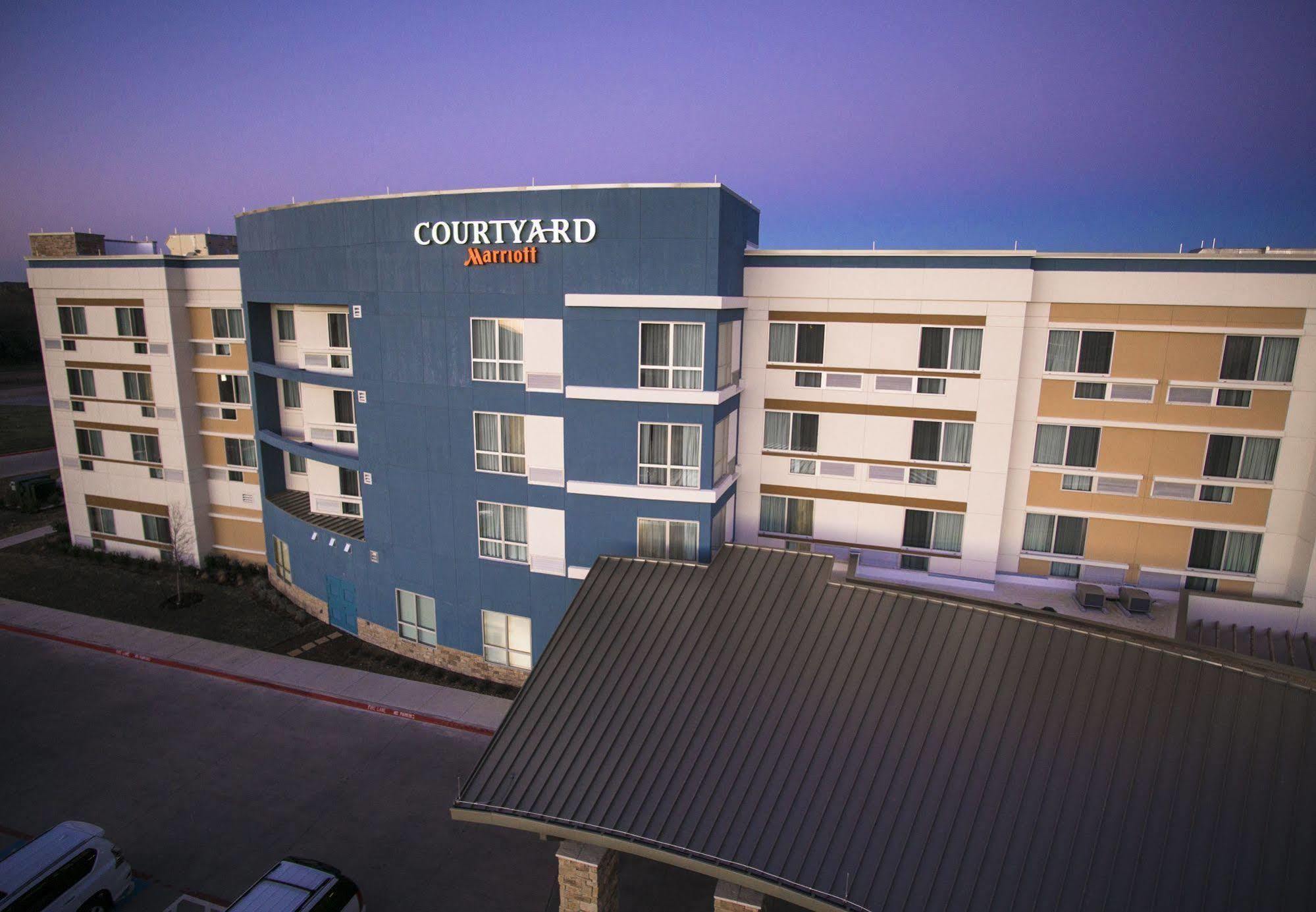 Courtyard By Marriott Dallas Midlothian At Midlothian Conference Center Extérieur photo