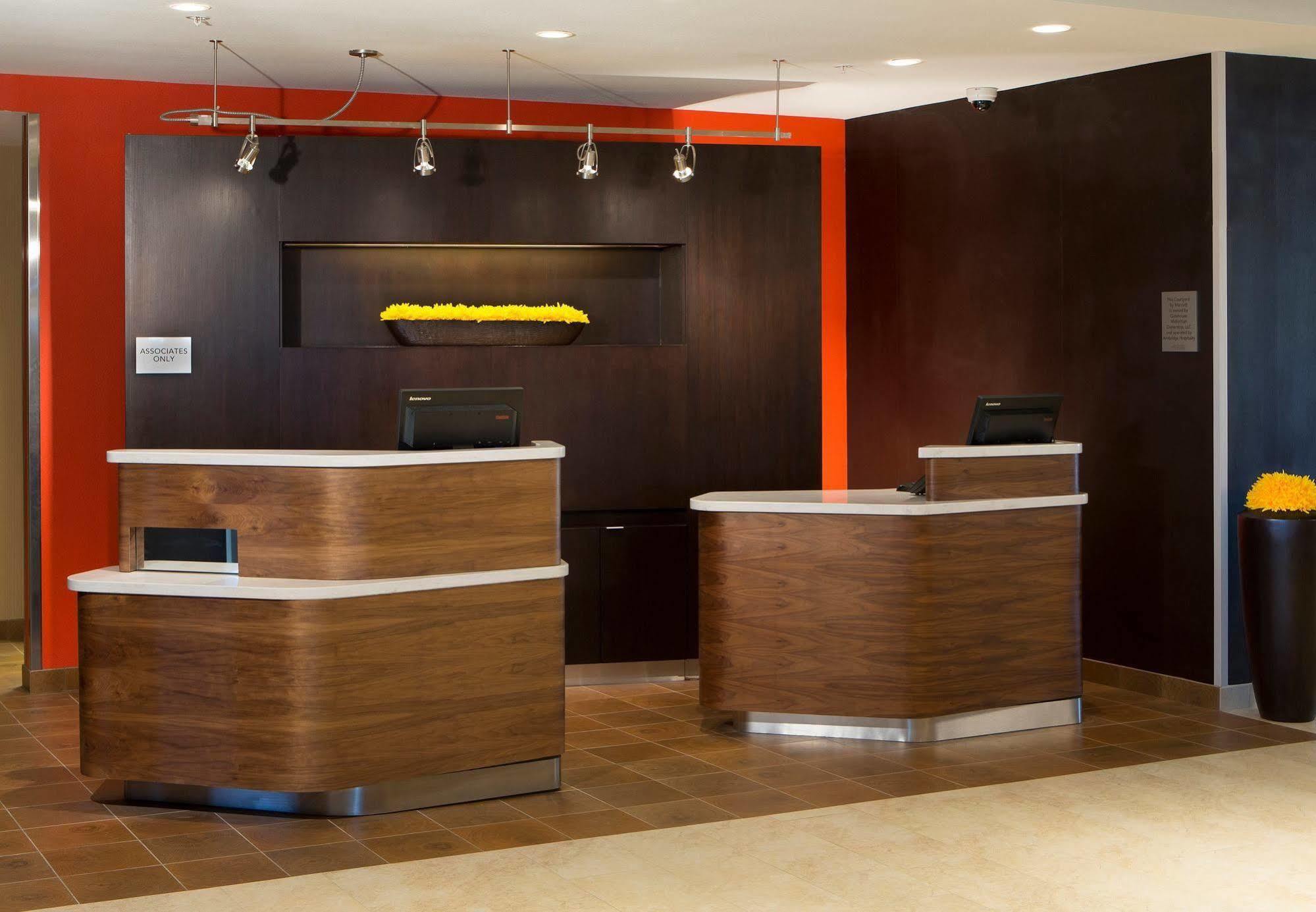Courtyard By Marriott Dallas Midlothian At Midlothian Conference Center Extérieur photo