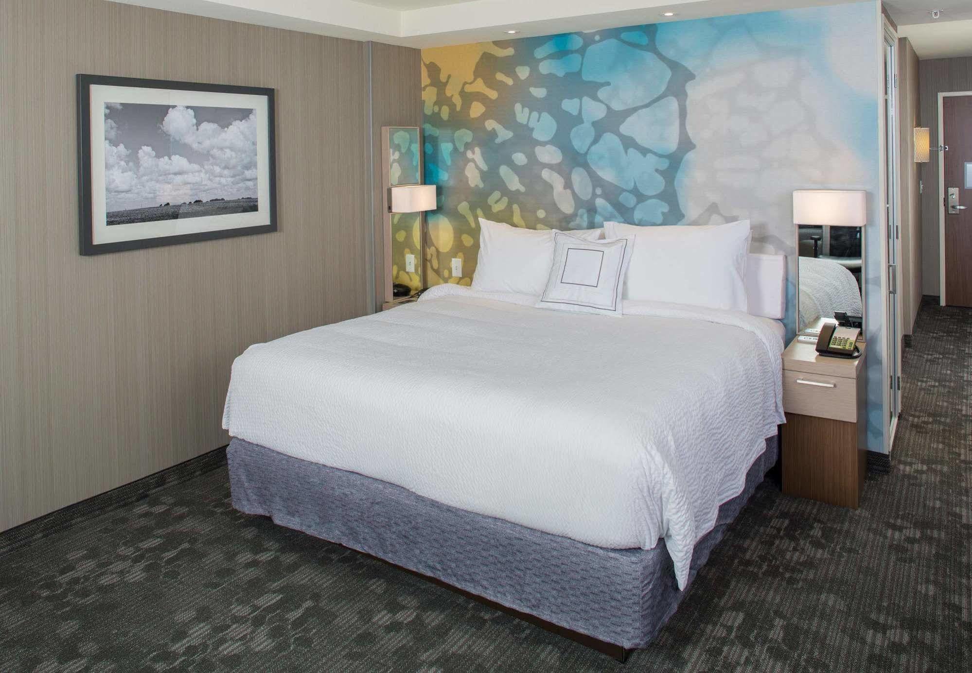 Courtyard By Marriott Dallas Midlothian At Midlothian Conference Center Extérieur photo